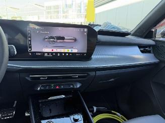 Audi Q3 1.5 e-hybrid S-Edition 272PK - MATRIX - 360 - KEYLESS picture 23