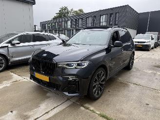 uszkodzony samochody osobowe BMW X7 xDrive 40i Higfh EXE M-Pakket-HUD-4 WHEEL DRIVE-BOMVOLLE AUTO 2022/4