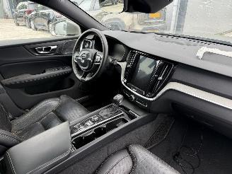 Volvo V-60 2.0 D4 Inscription-PANO-AUTOMAAT-LEDER-CAMERA-NAVI picture 28