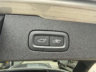 Volvo V-60 2.0 D4 Inscription-PANO-AUTOMAAT-LEDER-CAMERA-NAVI picture 33