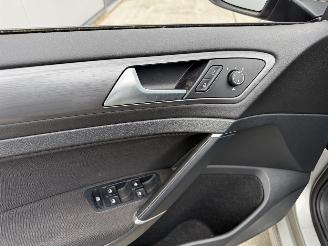 Volkswagen e-Golf 100 KW WARMTE POMP-LED-NAVI-CRUISE -136 PK picture 15
