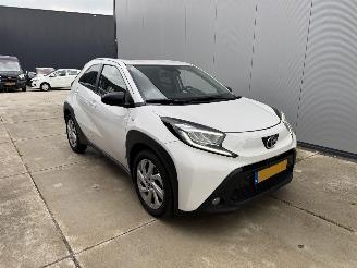 Toyota Aygo X- 1.0 VVT-i MT First CLIMA-CAMERA-CRUISE picture 2
