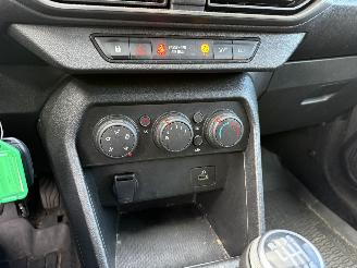 Dacia Jogger 1.0 TCE 7 P 81 KW CLIMA-NAVI-PDC picture 19