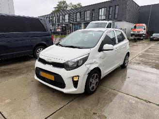 uszkodzony samochody osobowe Kia Picanto 1.0 DPI Comfortline -AIRCO-67 PK 2023/11
