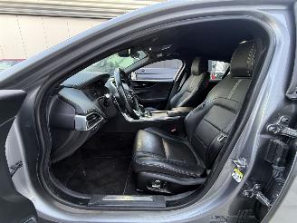 Jaguar XE 2.0 P250 R-Dynamic Black-AUTOMAAT-LEDER-CAMERA-NAVI-PDC picture 8