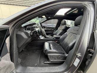 Audi E-tron 55 QUATRO 95 kWh  408 PK PANO-NAVI-LEDER-CAMERA picture 8