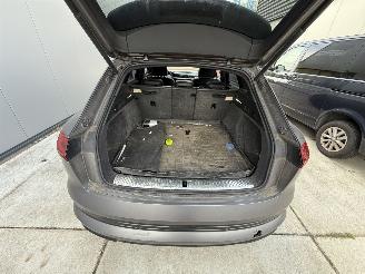 Audi E-tron 55 QUATRO 95 kWh  408 PK PANO-NAVI-LEDER-CAMERA picture 10