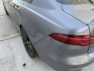 Jaguar XE 2.0 250 R -Dynamic Black-AUTOMAAT-NAVI-LEDER-PDC-CAMERA picture 15