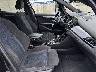 BMW 2-serie 220D 190Pk Automaat M-Pakket Pano Harman Kardon Head-Up Geen Schade picture 10