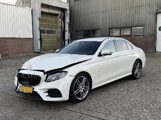 Avarii autoturisme Mercedes E-klasse 220D 194Pk AMG Pakket Ambition Sfeerverlichting 2016/8
