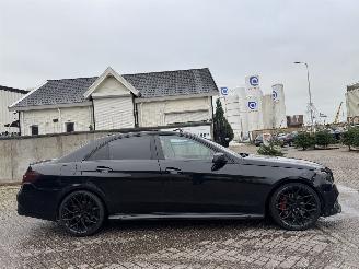 Mercedes E-klasse 220D 170Pk AMG Pakket Pano Harman Kardon picture 7