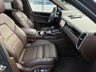 Porsche Cayenne 3.0 E-HYBRID 422Pk Pano Bose 360Camera Head-Up picture 15