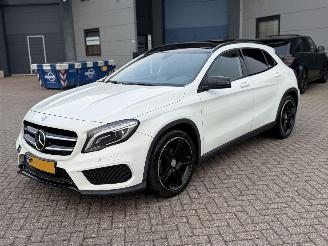 skadebil auto Mercedes GLA 200 Cdi Automaat AMG Pakket Pano 2014/4