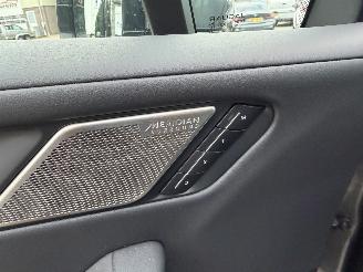 Jaguar I-Pace EV400 SE 90 KWh Kuipstoelen Meridian picture 16