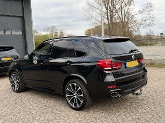BMW  X5 XDrive Grijs Kenteken Pano Harman Kardon Head-Up picture 5