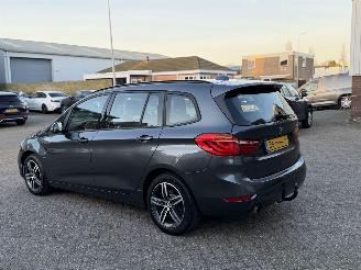 BMW 2-serie 218i 7Persoons Automaat Executive NAP Nederlandse Auto picture 5
