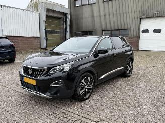 Voiture accidenté Peugeot 3008 1.6 BlueHdi Automaat Geen Schade Allure 2017/2