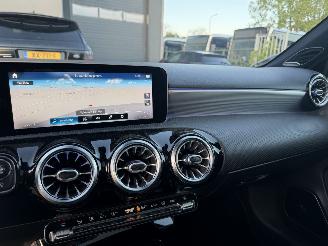 Mercedes A-klasse 200 AMG Pakket Pano Premium Plus Sfeerverlichting Burnmester 360Camera picture 10