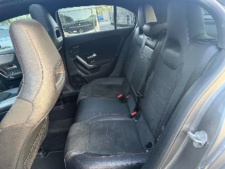 Mercedes A-klasse 200 AMG Pakket Pano Premium Plus Sfeerverlichting Burnmester 360Camera picture 14