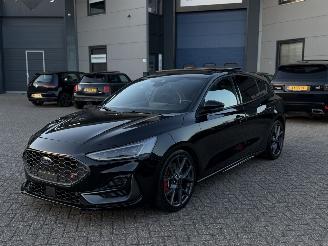 Unfallwagen Ford Focus ST-X 280Pk Pano B&O 2024/7