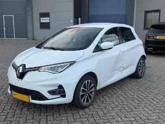 Unfallwagen Renault Zoé R135 Intens 52 KWh Bose NAP Nederlandse Auto! 2020/4