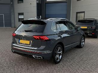 Vaurioauto  passenger cars Volkswagen Tiguan 1.5 TSI DSG R-Line Pano NAP Nederlandse Auto! 2020/12