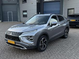 Vaurioauto  passenger cars Mitsubishi Eclipse Cross 2.4 PHEV NAP Nederlandse Auto 2021/7