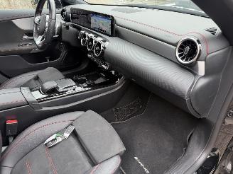 Mercedes Cla-klasse 200 AMG Pakket Pano Nap Nederlandse Auto picture 9