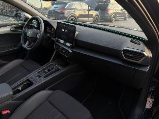 Cupra Leon 1.4 e-Hybrid VZ Bussines Pano Nap Nederlandse Auto! picture 13