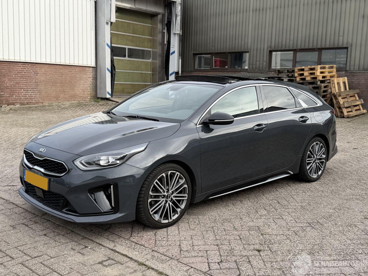 Kia Proceed 1.4 T-GDI Gt-PlusLine Automaat Pano Jbl