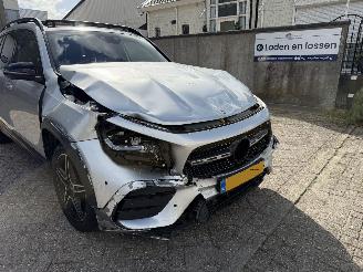 Mercedes GLB 180 AMG Pakket 7Persoons Pano Sfeerverlichting Memory picture 17