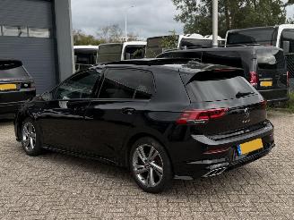 Volkswagen Golf 1.5 eTSI R-Line Pano Automaat picture 4