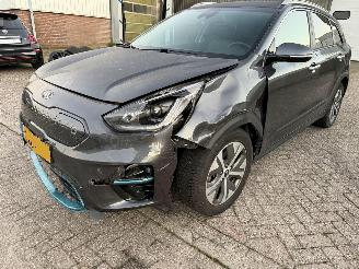 Kia e-Niro 64 KWh ExecutiveLine JBl Nap Nederlandse Auto picture 15