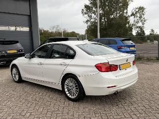 BMW 3-serie 320D High Executive Harman Kardon picture 4