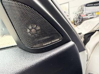 BMW 3-serie 320D High Executive Harman Kardon picture 12
