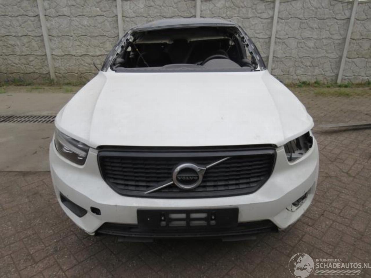 Volvo XC40 XC40 (XZ), SUV, 2017 1.5 T3 12V