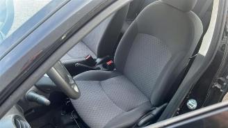 Mitsubishi Space-star Space Star (A0), Hatchback, 2012 1.0 12V picture 18