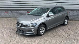 Damaged car Volkswagen Polo Polo VI (AW1), Hatchback 5-drs, 2017 1.0 MPi 12V 2017/12
