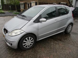 Auto incidentate Mercedes A-klasse 200 CDI AVANTGARDE 2006/6