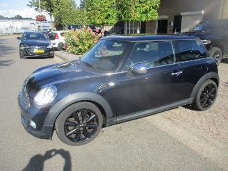 Voiture accidenté Mini One 1.6 ONE PEPPER CLIMA 2013/10
