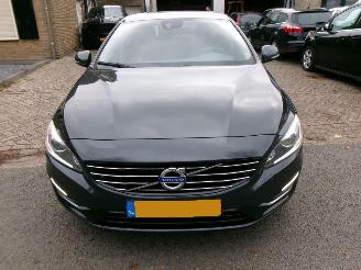 Volvo V-60 2.4 D6 AWD PLUG-IN HYBRID SUMMUM picture 3