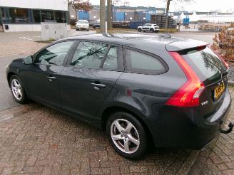 Volvo V-60 2.0 D4 KINETIC CLIMA NAVI picture 11