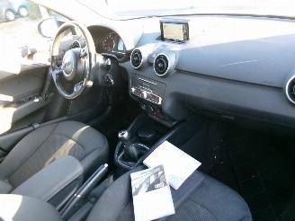 Audi A1 1.0 TFSI ADRENALIN AIRCO NAVI 5 DEURS picture 12