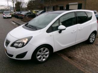 damaged passenger cars Opel Meriva 1.3 CDTI ANNIVERSARY 2012/9