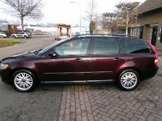 Volvo V-50 2.4 I SUMMUM CLIMA NAVI picture 2