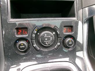 Peugeot 3008 1.6 VTI STYLE CLIMA PANO picture 16