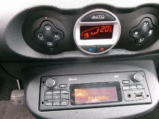 Renault Twingo 1.2 16V DYNAMIQUE CLIMA picture 14