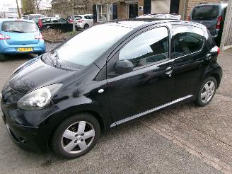 Damaged car Toyota Aygo 1.0-12V  SPORT AIRCO 2008/2