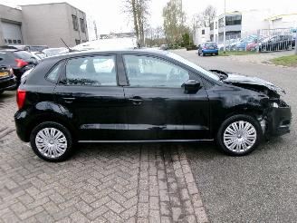 Volkswagen Polo 1.4 TDI COMFORTLINE CONNECTED SERIES picture 5