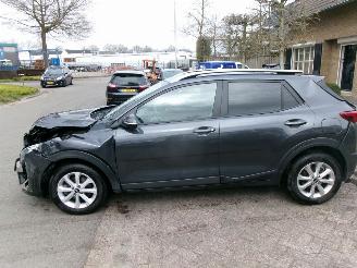 Kia Stonic 1.0 T-GDI DYNAMIC PLUSLINE picture 6